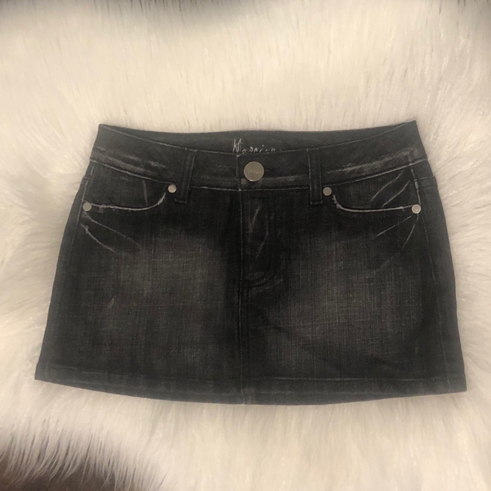 MARCIANO black jean skirt - SIZE 24
